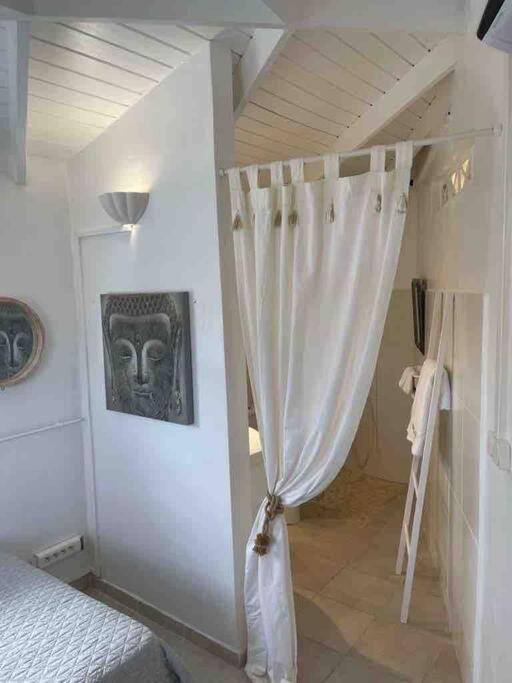 Petit coin de paradis à 5 min Baie Orientale, Idolem résidence unité 7bis - 57 Rue du Mont Vernon 1 Cul de Sac Esterno foto