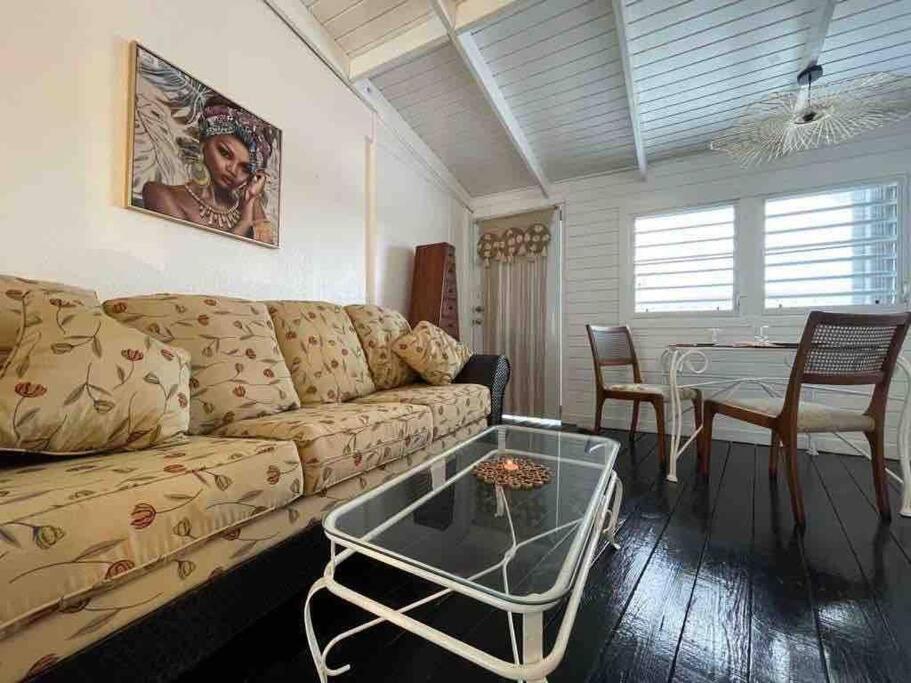 Petit coin de paradis à 5 min Baie Orientale, Idolem résidence unité 7bis - 57 Rue du Mont Vernon 1 Cul de Sac Esterno foto